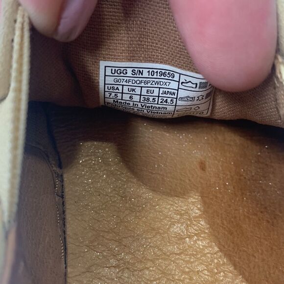 UGG Ricci beige shearling leather pull-on sneakers - Picture 10 of 10